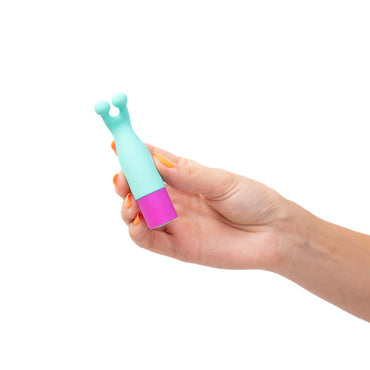 Maia MACI - Light Blue 8.9 cm USB Rechargeable Bullet Maia Toys