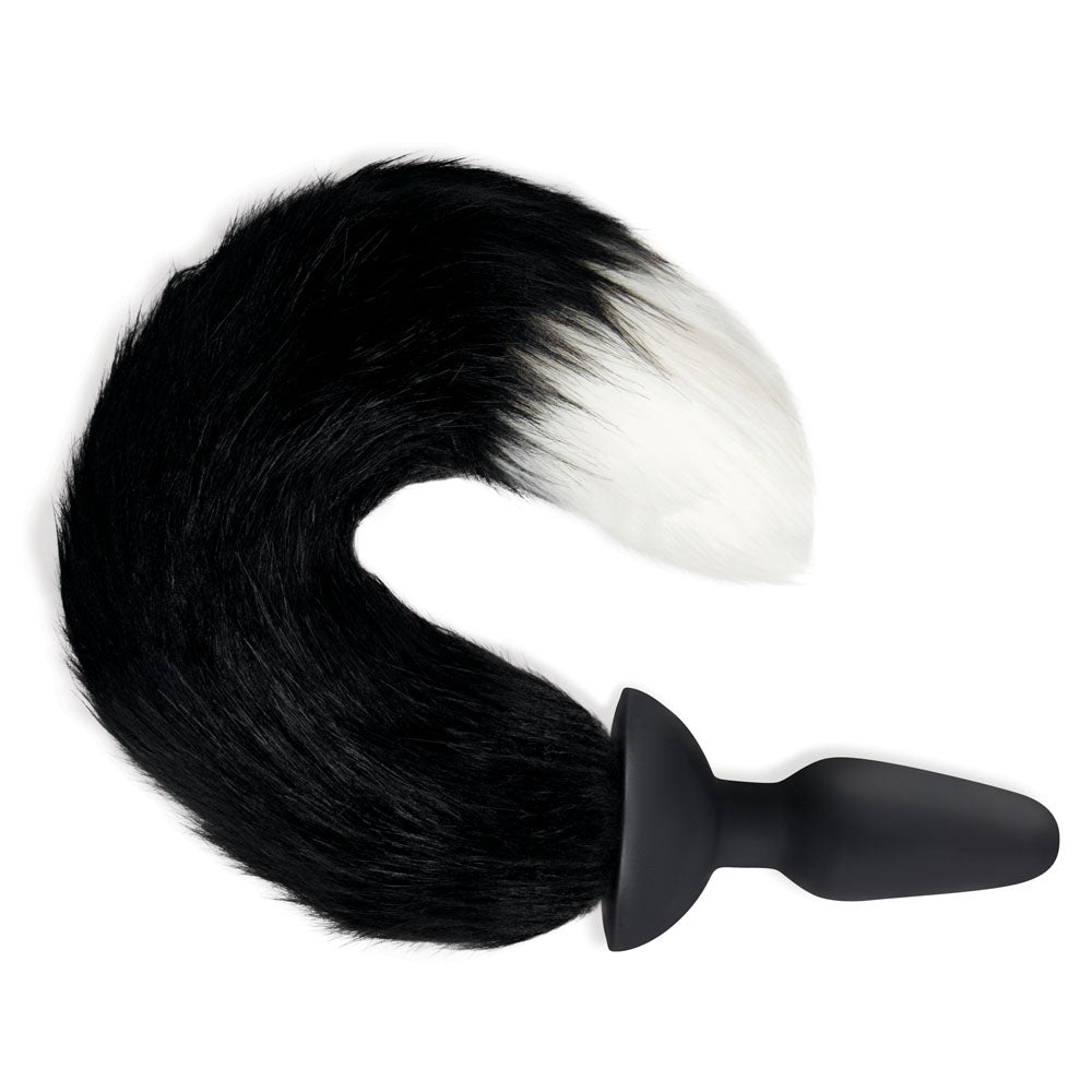 WhipSmart Furry Tales Silicone Foxtail Rechargeable Butt Plug - Black 9.5 cm Vibrating Butt Plug with Black Fox Tail & Remote Control WhipSmart