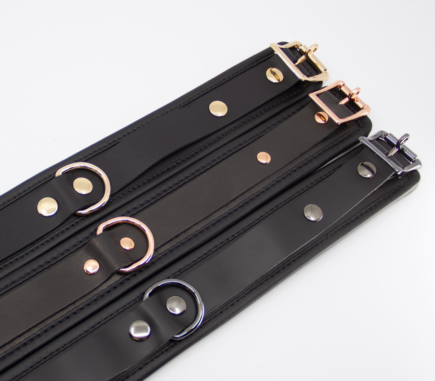 Col048 Leather Collar With Coloured Hardware  - Club X