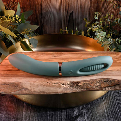 Evolved CHICK FLICK - Olive Green 24 cm USB Rechargeable Vibrator with Flicking Tip Evolved