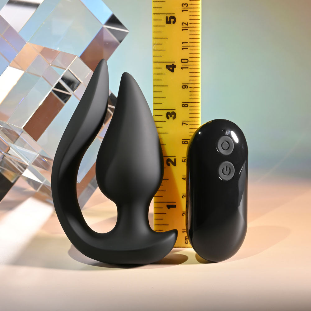 Evolved THE GENIE - Black 11.2 cm USB Rechargeable Vibrating Plug with Wireless Remote Evolved