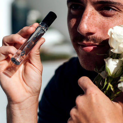 Eye Of Love Confidence Pheromone Cologne - 10 ml - Citrus Musk Scented Pheromone Cologne for Men to attract Women - 10 ml Spray Eye Of Love