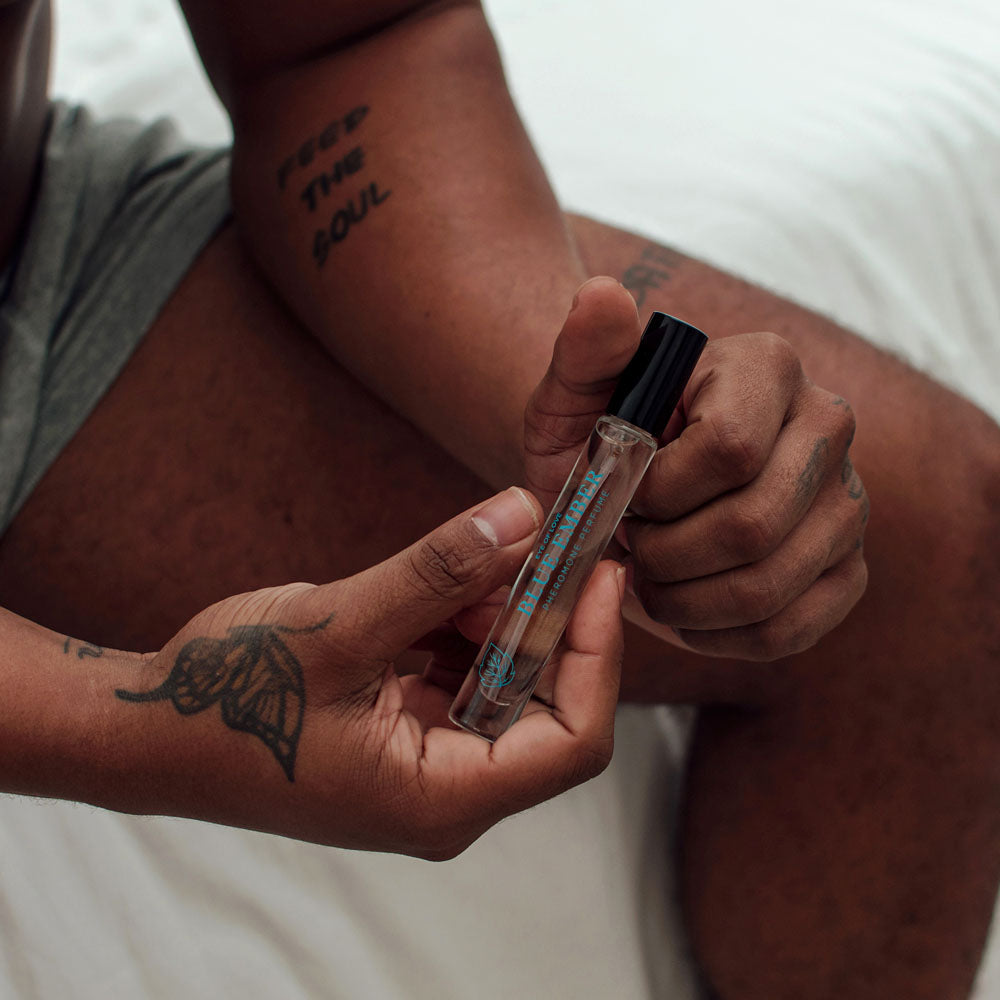 Eye Of Love Love In Bloom Blue Ember Pheromone Cologne - 10ml - Citrus & Cedar Scented Pheromone Cologne for Men to attract Women - 10 ml Spray Eye Of Love
