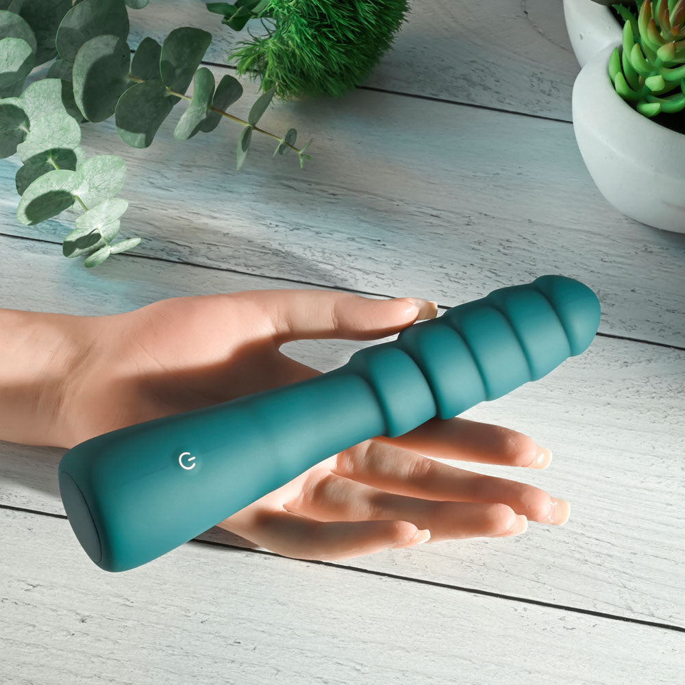 Gender X SCORPION - Green 21.2 cm USB Rechargeable Vibrator Gender X