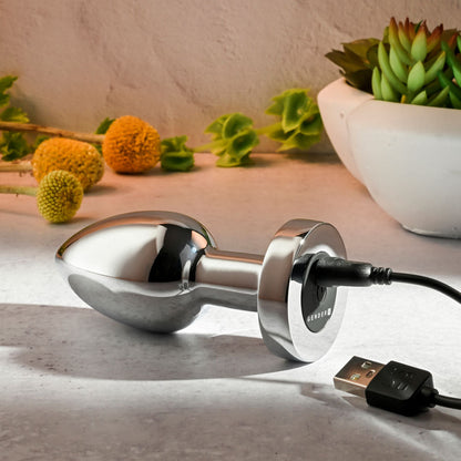 Gender X ROCKIN METAL PLUG XL - Chrome 10.5 cm USB Rechargeable Vibrating XL Butt Plug Gender X