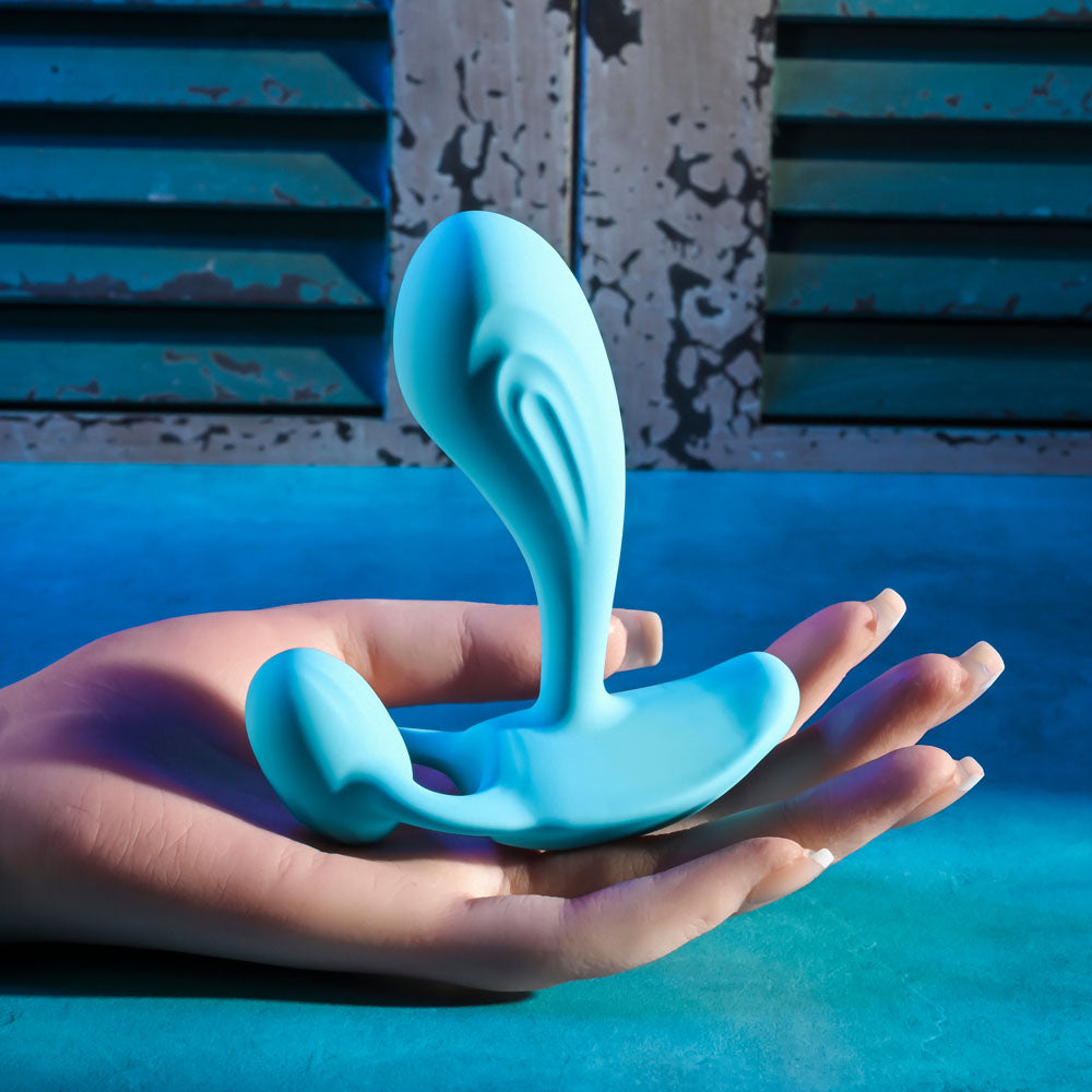 Gender X WEAR ME OUT - Blue 11.1 cm USB Rechargeable Wearable Vibrator with Wireless Remote Gender X