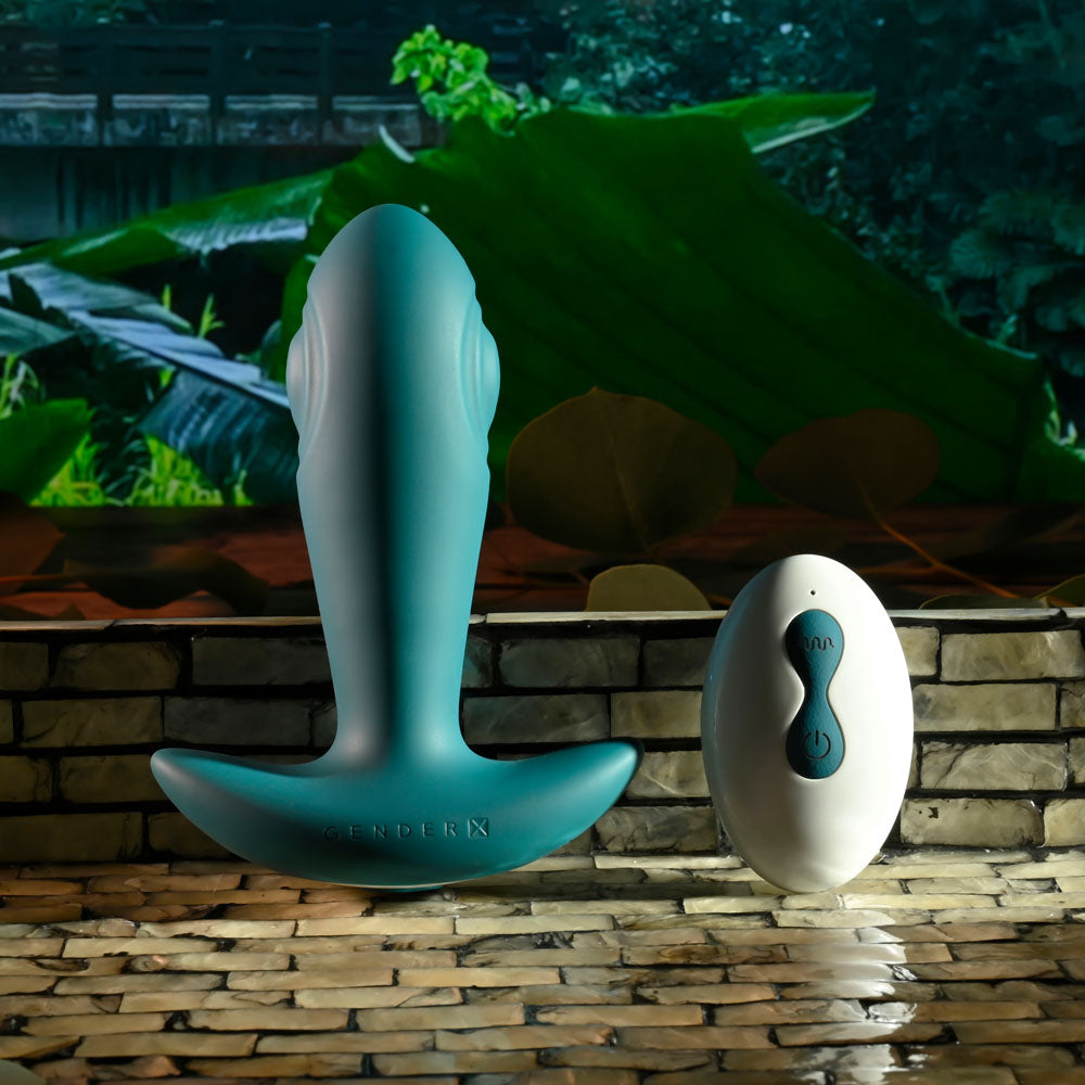 Gender X TUNNEL TAPPER - Grey 12.1 cm USB Rechargeable Tapping Anal Plug with Wireless Remote Gender X