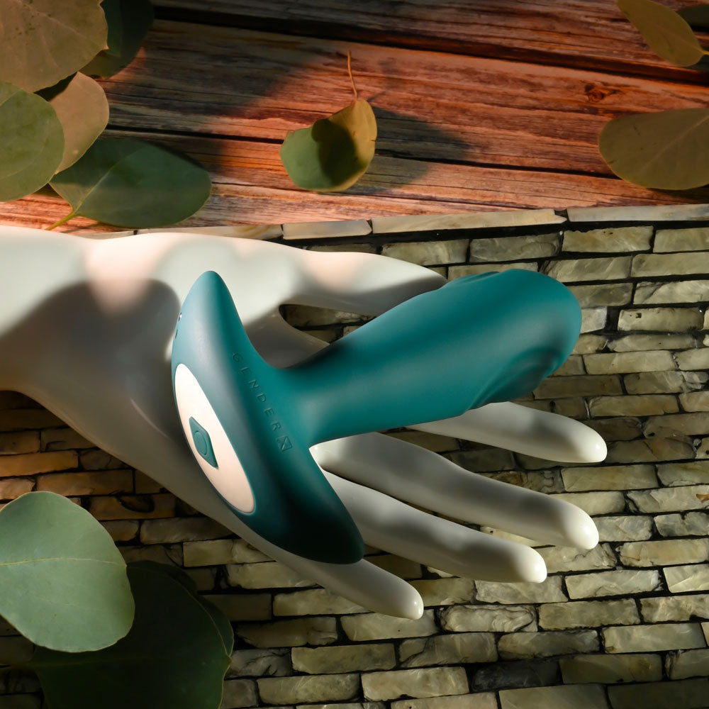 Gender X TUNNEL TAPPER - Grey 12.1 cm USB Rechargeable Tapping Anal Plug with Wireless Remote Gender X