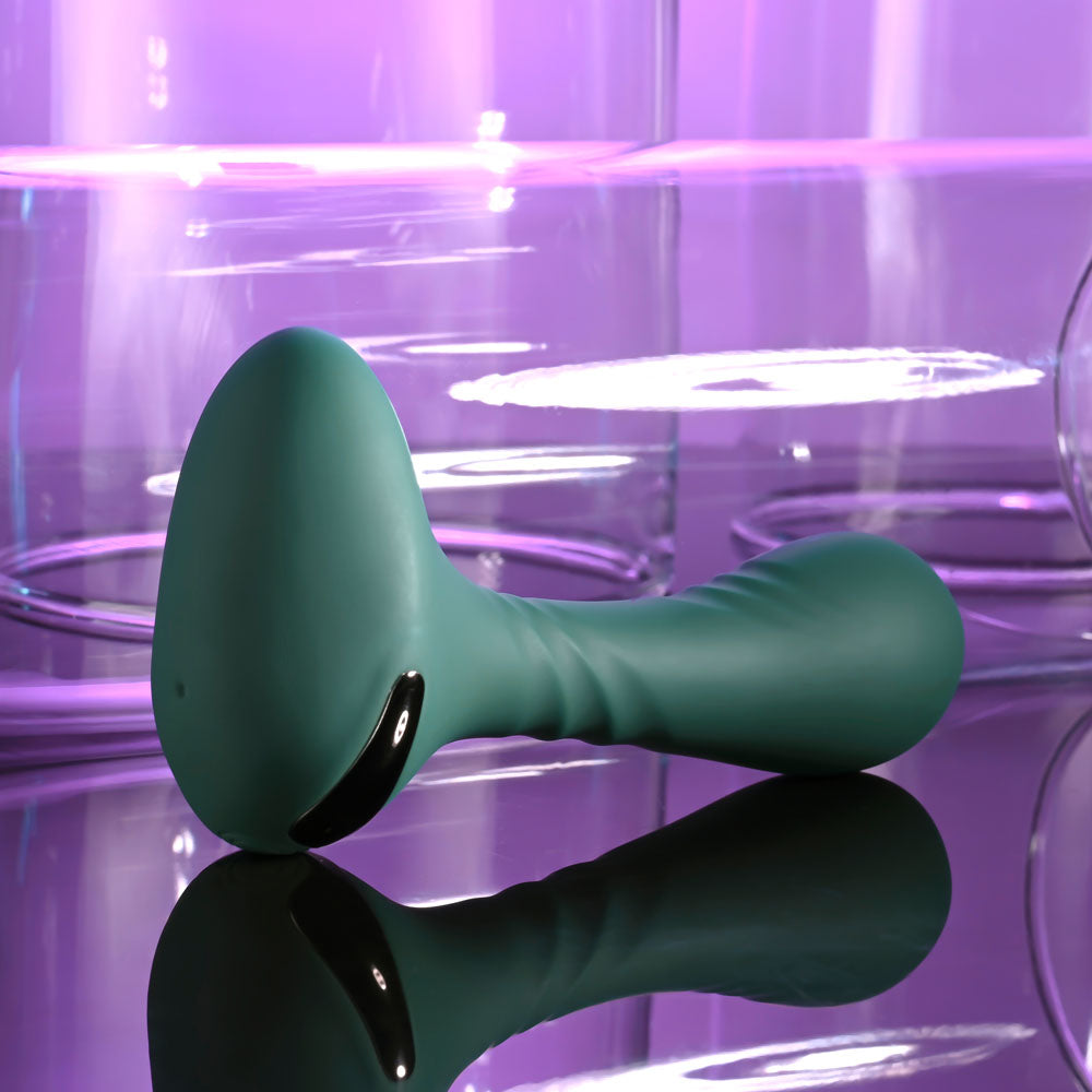 Gender X GOES ANYWHERE - Green 12.4 cm USB Rechargeable Vibrator Gender X