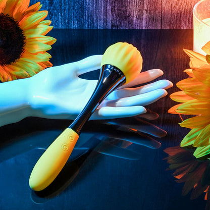 Gender X SUNFLOWER - Yellow 20 cm USB Rechargeable Massage Wand Gender X