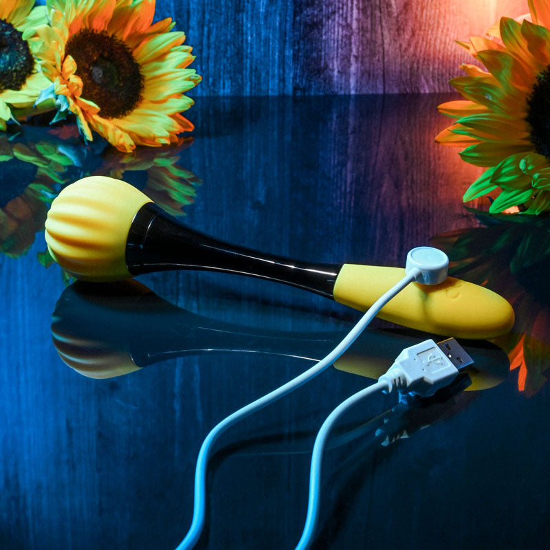 Gender X SUNFLOWER - Yellow 20 cm USB Rechargeable Massage Wand Gender X