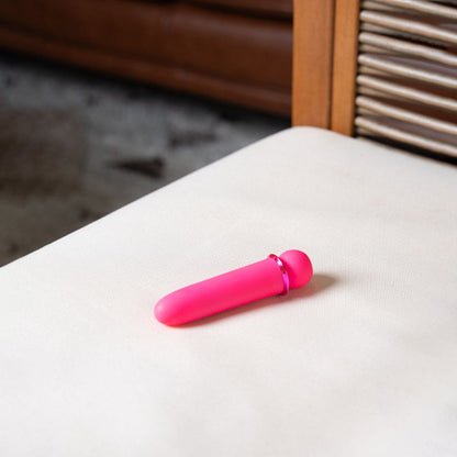 Maia JAGUAR - Pink - Pink 10.1 cm USB Rechargeable Bullet Maia Toys