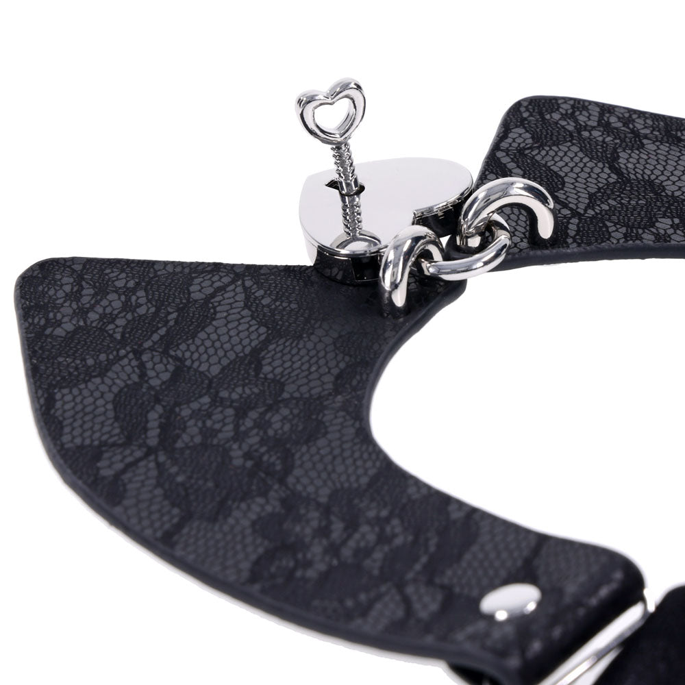 Sex & Mischief Heartbound Lace Day Collar - Black Submission Collar Sportsheets