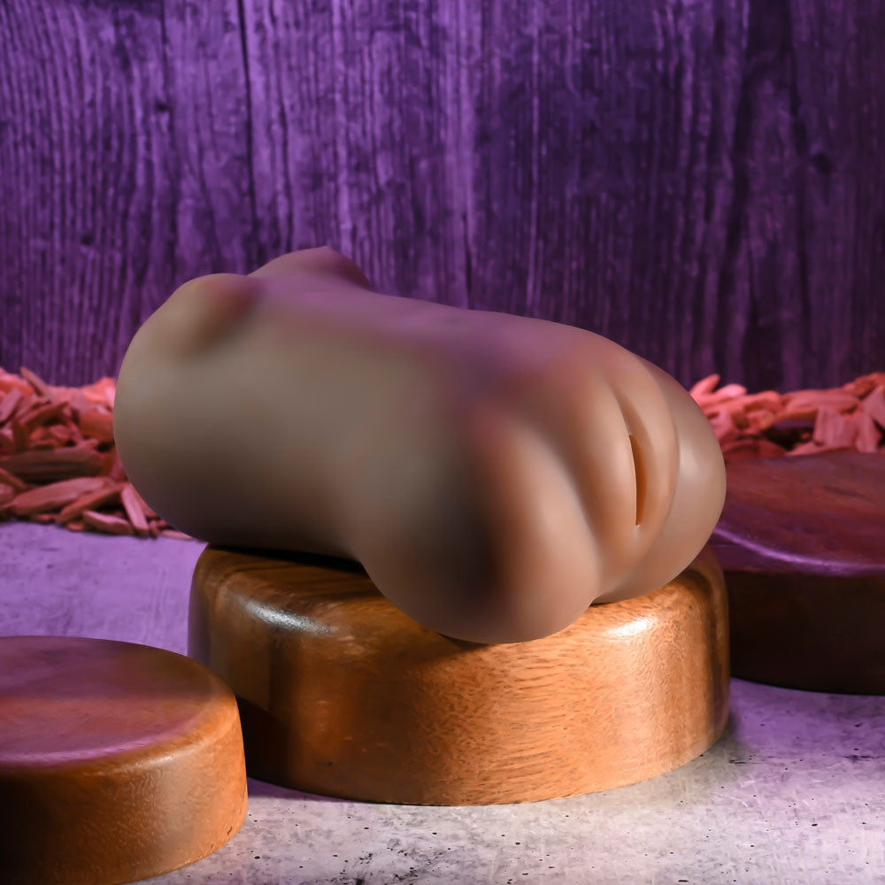 Zero Tolerance SKLYER NICOLE WET N READY - Brown Vagina Stroker with Free Movie Download Zero Tolerance