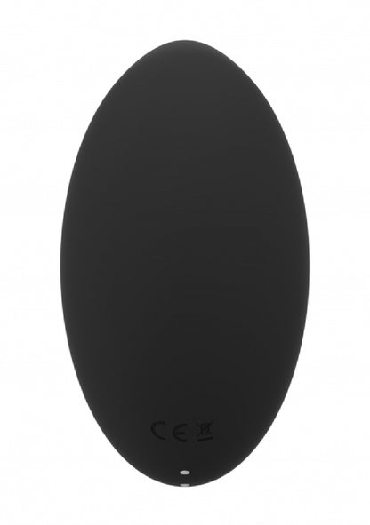 Seductive Clitoral Suction  - Club X